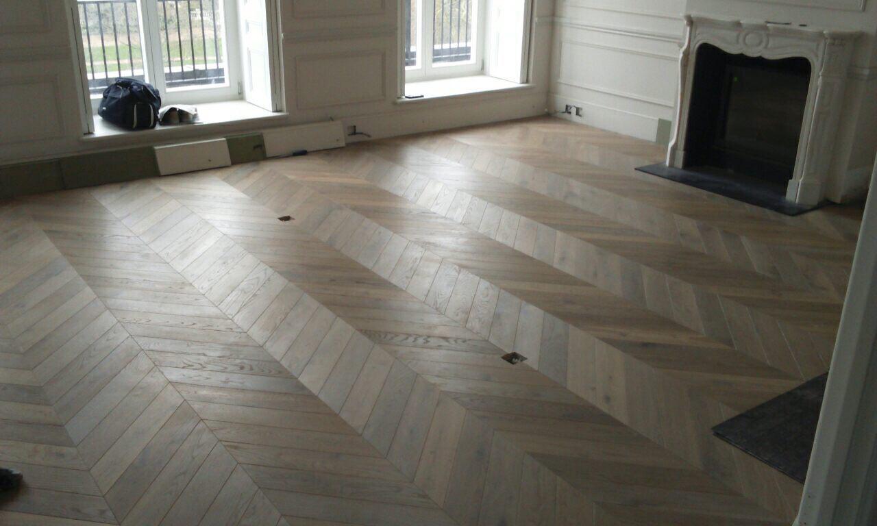 Chevron Parquet Wood Flooring - Grey White